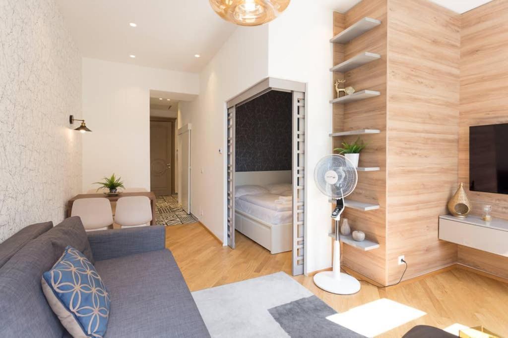 Zeus Design Apartments Schoenbrunn Wina Bagian luar foto