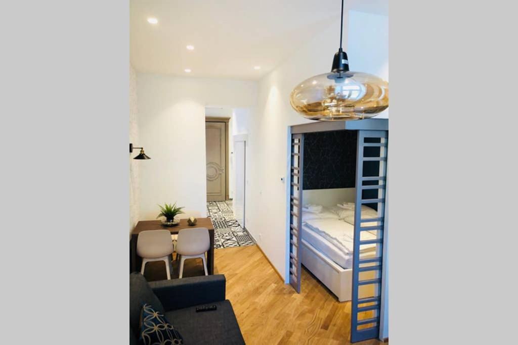 Zeus Design Apartments Schoenbrunn Wina Bagian luar foto