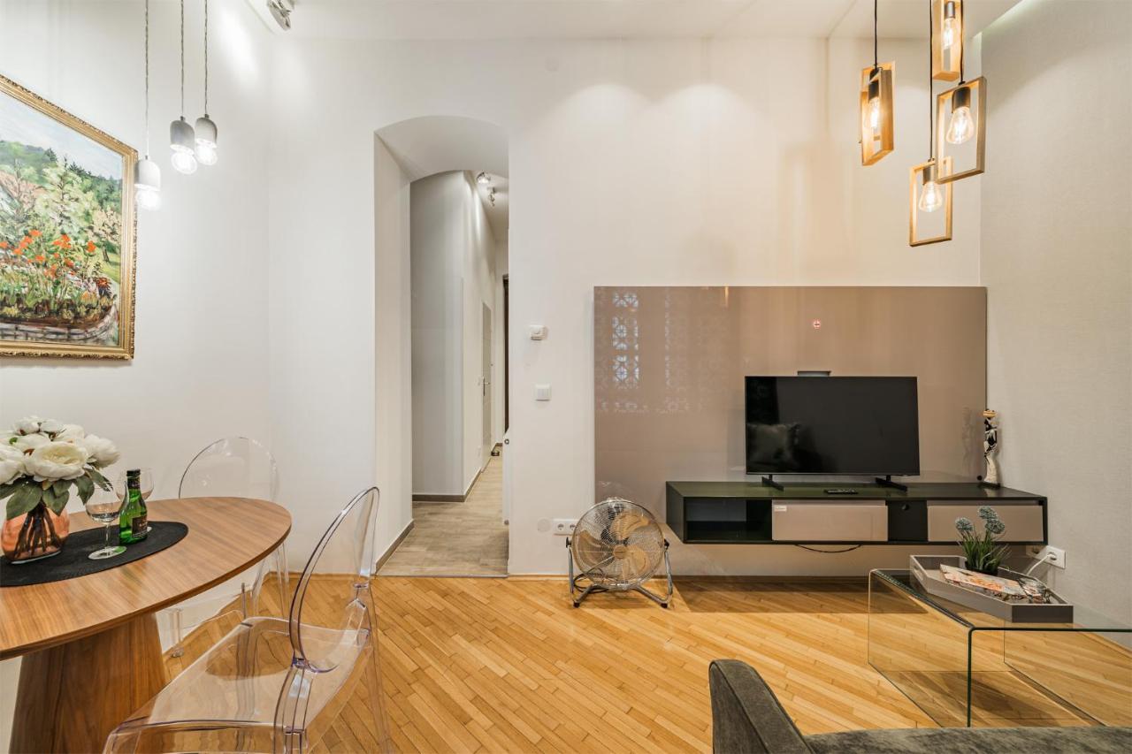 Zeus Design Apartments Schoenbrunn Wina Bagian luar foto