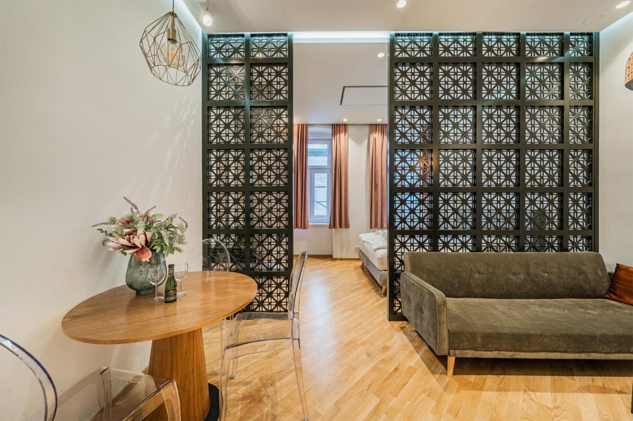 Zeus Design Apartments Schoenbrunn Wina Bagian luar foto