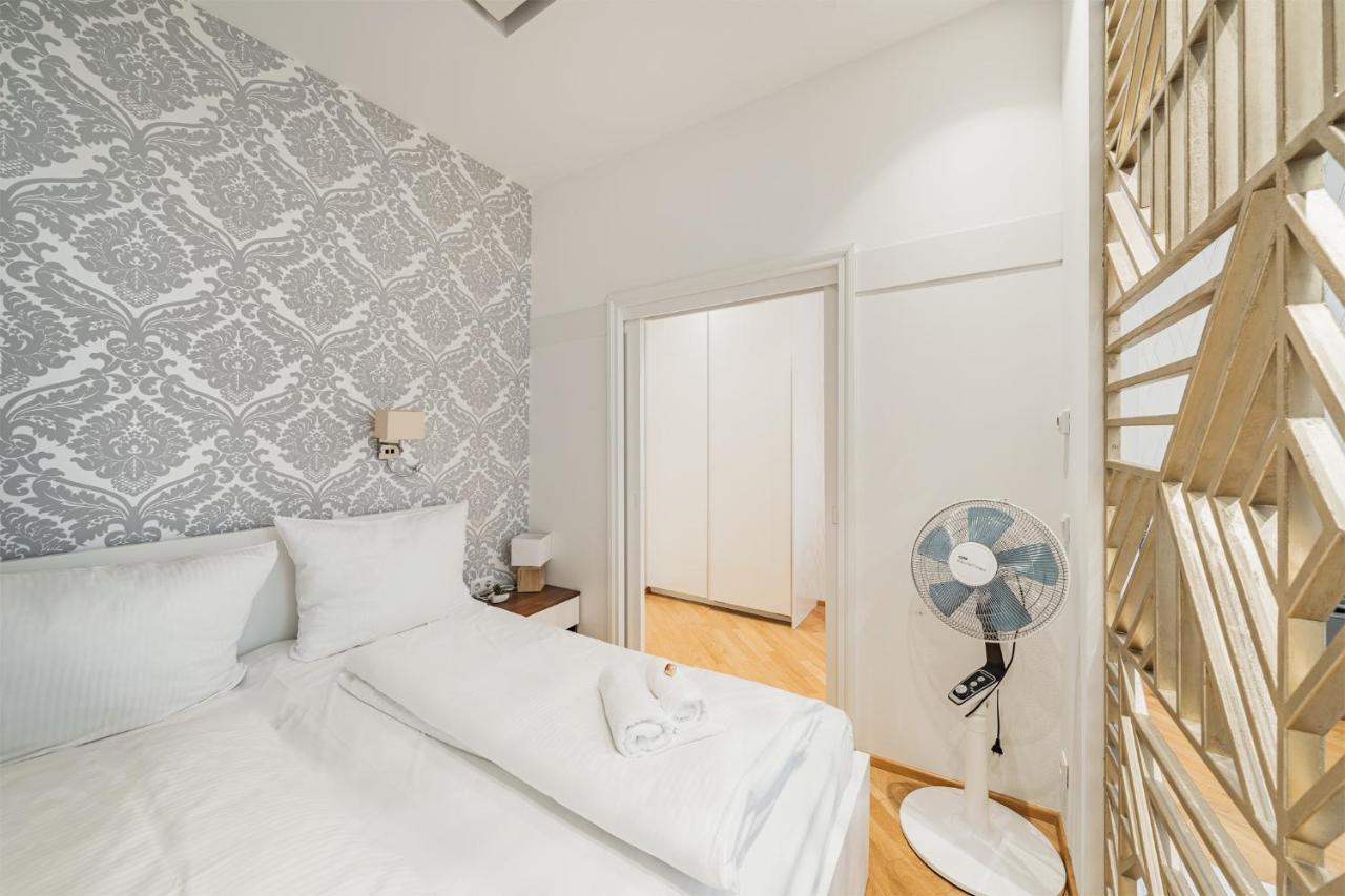 Zeus Design Apartments Schoenbrunn Wina Bagian luar foto